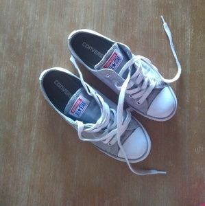 Women's Chuck Taylor All Star Canvas Sneaker